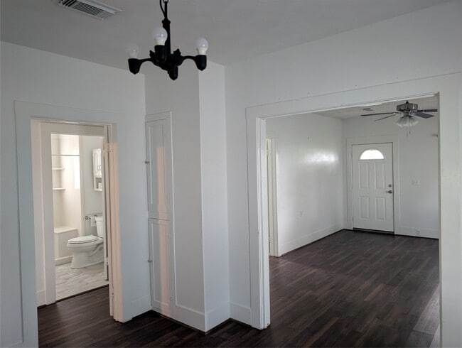 Foto del edificio - 10143 FM 524 Rd