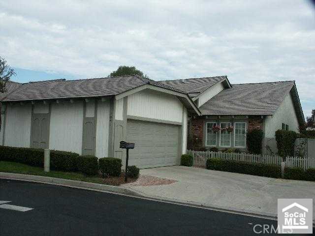 Foto principal - 1041 Regis Way