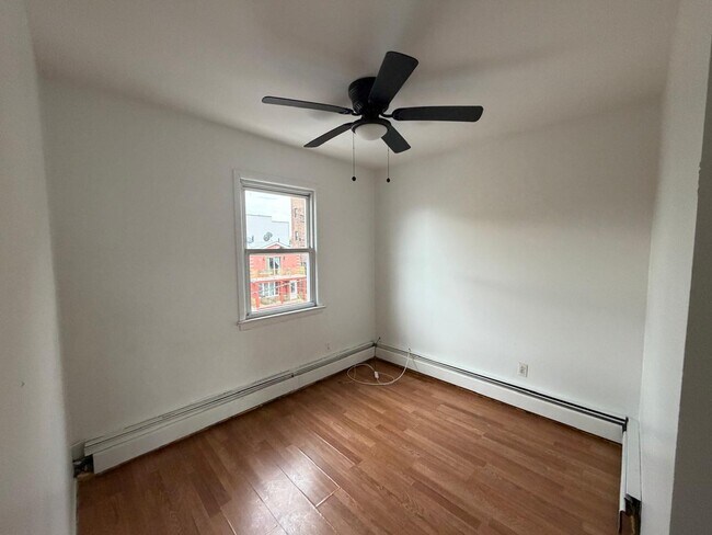Foto del edificio - 13 E 17th St