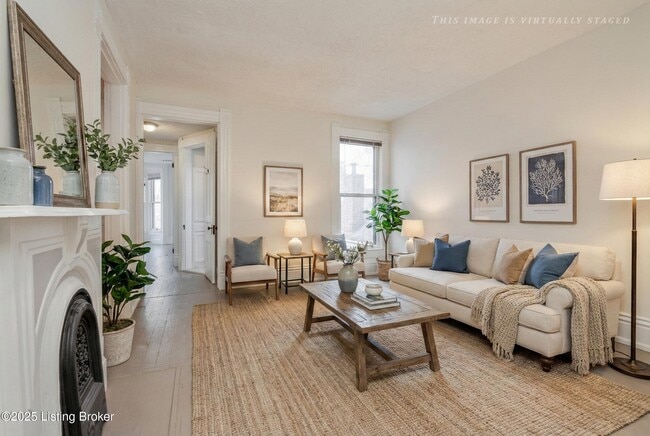 Building Photo - 1704 Rosewood Ave