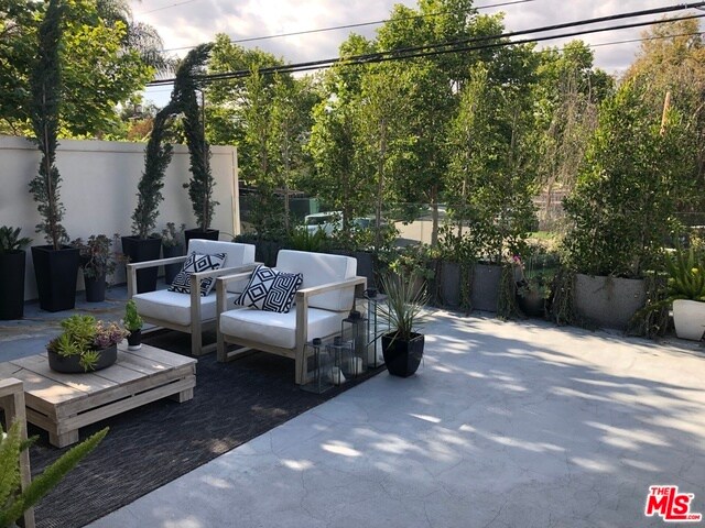 Foto principal - 350 S McCarty Dr