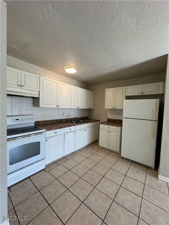 Foto del edificio - 2210 Cantor Ln