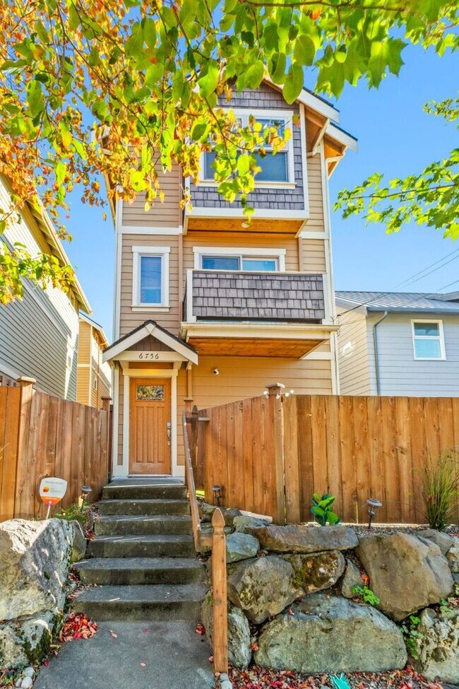 Foto del edificio - 2bd/1.5ba Seattle Townhouse
