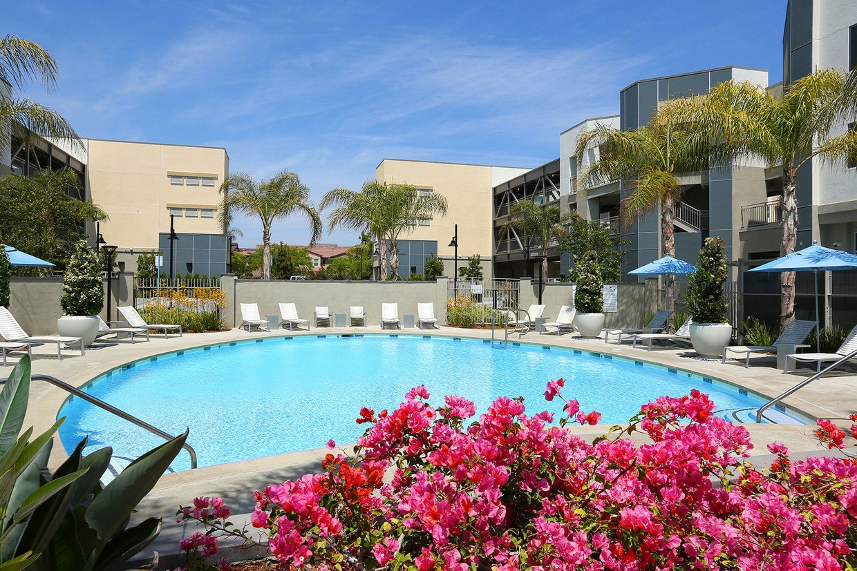 Mosaic Apartments in Oxnard, CA Westside Rentals