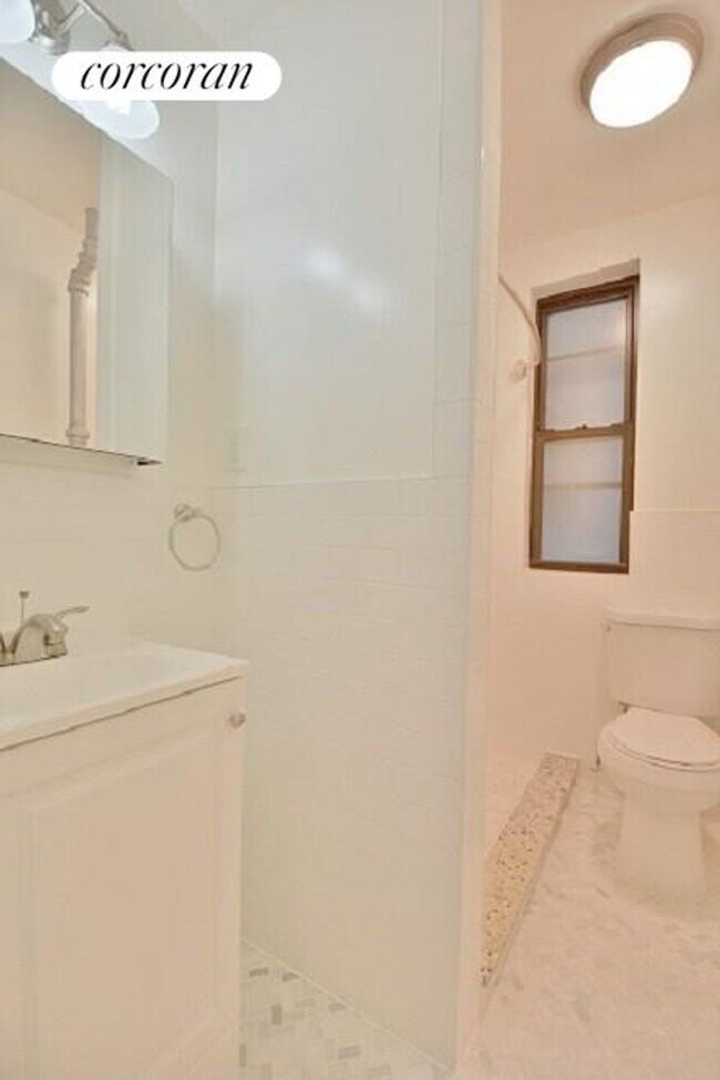 Foto del edificio - 503 W 122nd St