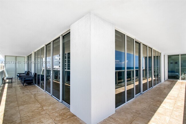 Foto del edificio - 1830 Ocean 1702