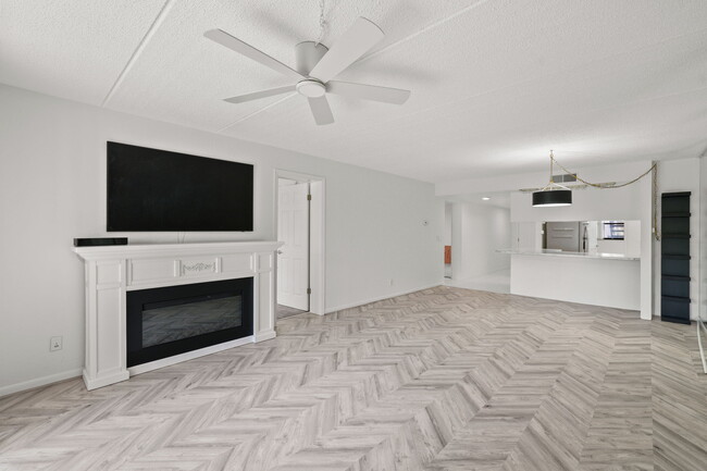 Building Photo - 1200 Tarpon Woods Blvd