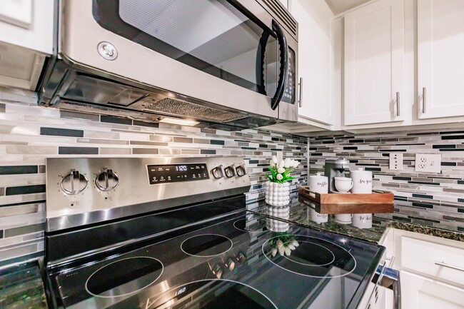 Interior Photo - Aviah Flagler Village