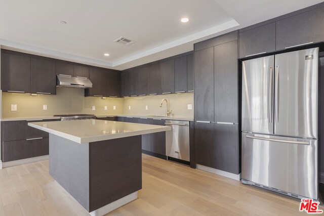 Foto del edificio - 2939 Leeward Ave