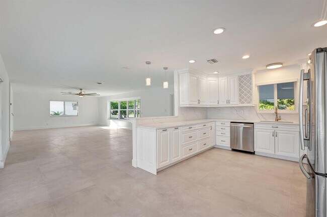 Foto del edificio - 1478 NE 57th Ct