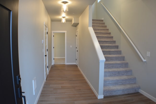 Foto del edificio - 8732 68th Pl NE