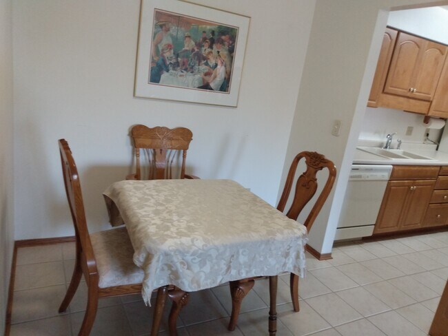 Dining room - 2210 Midland Grove Rd