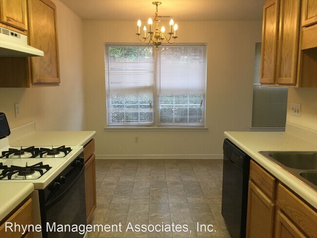Building Photo - 9113 Colony Village Ln