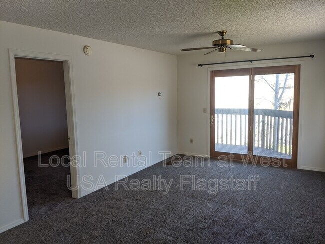 Foto del edificio - 5805 E Bear Paw Dr
