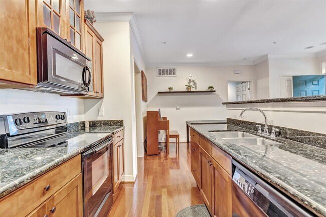Remodeled Kitchen - 234 Stetson St