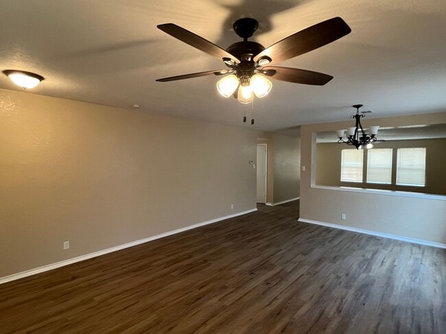 Building Photo - 7722 Eastbrook Farm, San Antonio, TX. 78239