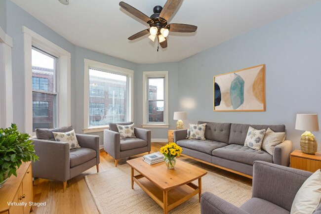 Foto del edificio - 3414 W Potomac Ave