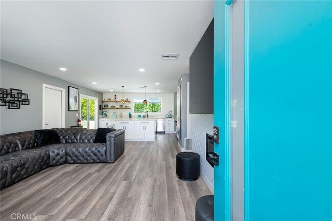 Foto del edificio - 2820 E Ventura Road
