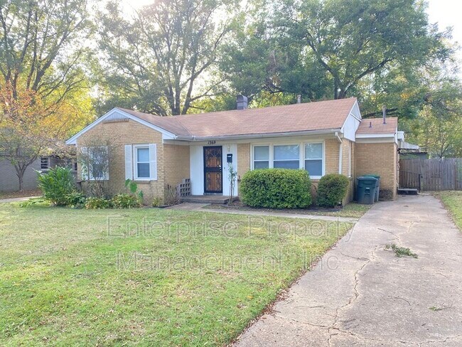 Photo - 1369 Marcia Rd House