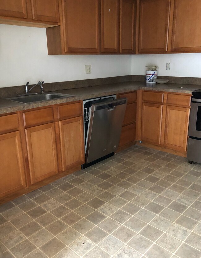 Foto del edificio - 721 Cobble Creek Curv