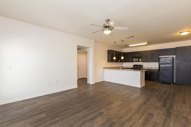 Building Photo - 13101 Avondale Farms Dr
