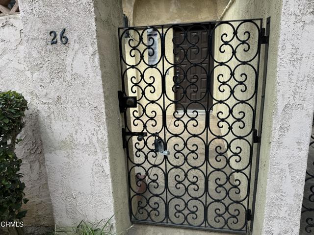 Foto del edificio - 113 N Almansor St