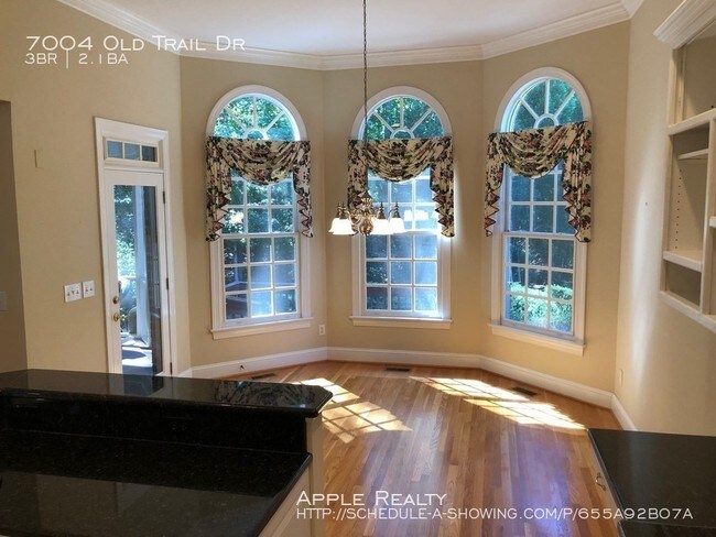 Building Photo - 7004 Old Trail Dr - Available Now!