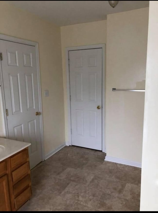 Foto del edificio - 106 W Railroad Ave