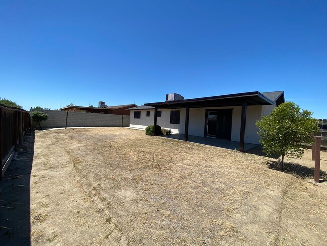 Foto del edificio - Available Soon! Fully Rehab!