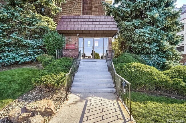 Foto del edificio - 4110 Hale Pkwy