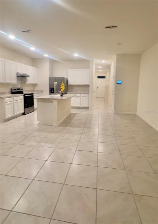 Building Photo - 1422 Yellow Finch Dr