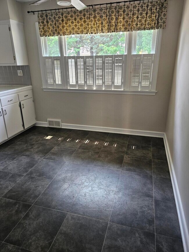 Foto del edificio - 2720 N 87th St