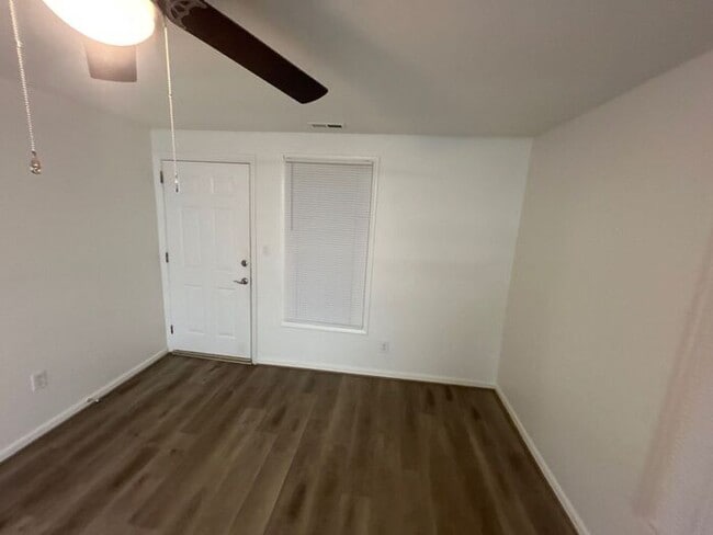 Building Photo - 53 Highland Ave SW