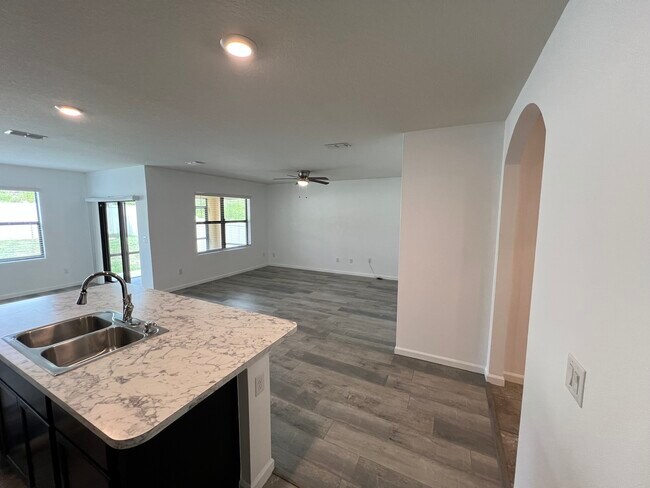 Building Photo - 6598 Marble Rd