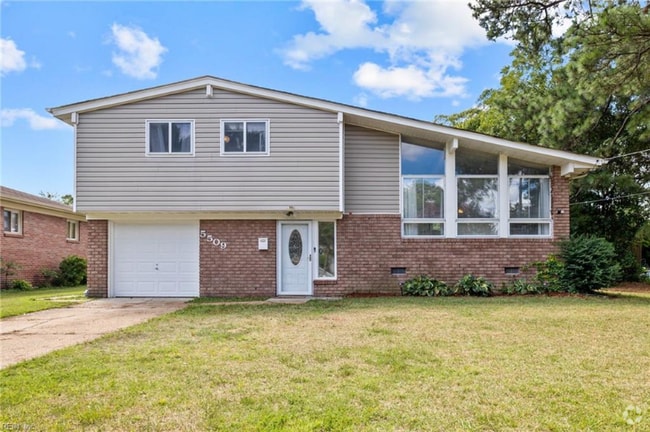 Building Photo - 5509 Sandpiper Ln
