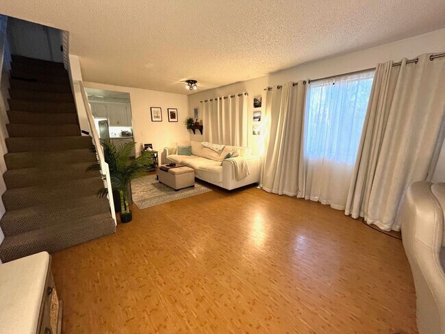 Foto del edificio - Thomas Ave Units