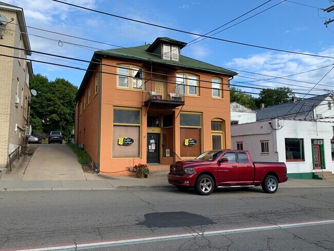 Building Photo - 116 Oak Hill Ave