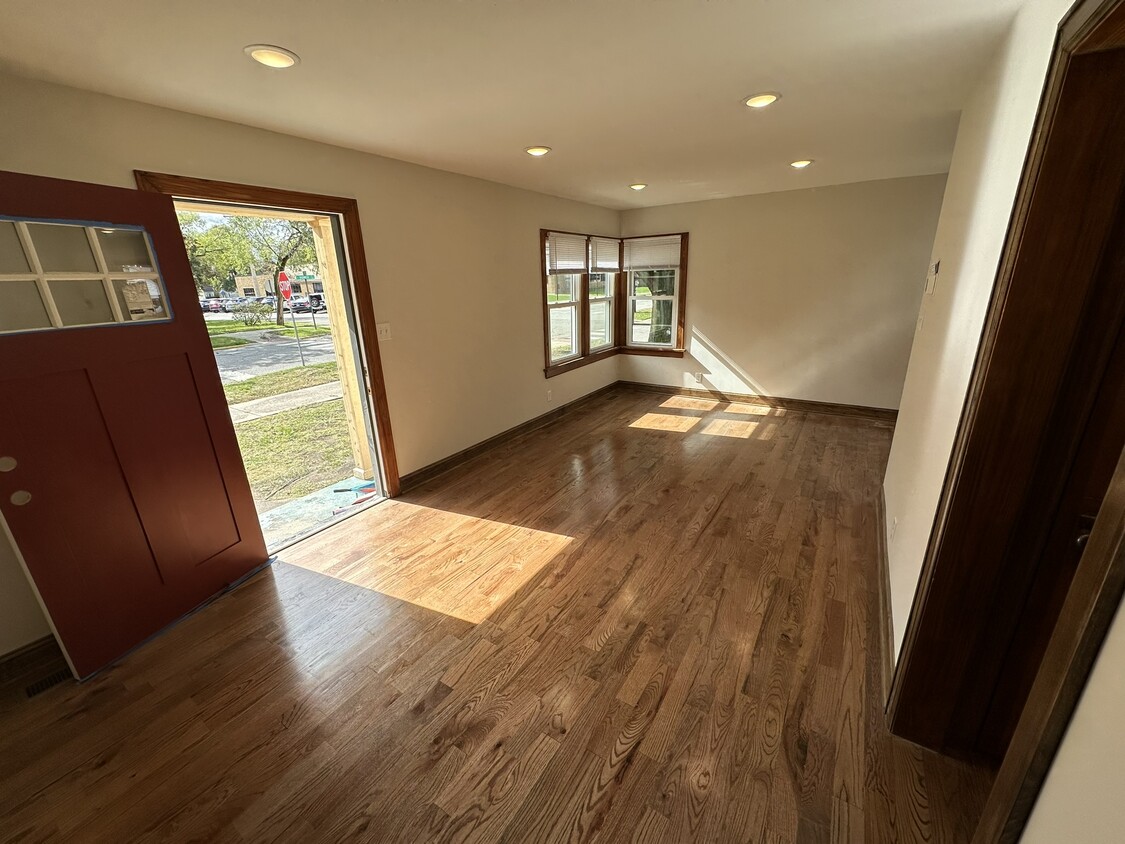 Foto principal - 502 E Homer St