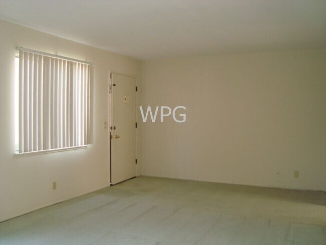 Building Photo - 3518 Alden Way