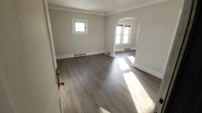Building Photo - 7005 Orchard Ave