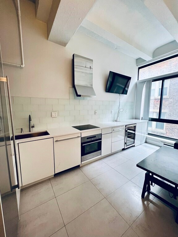 12 Stoneholm St Unit 315, Boston, MA 02115 Condo for Rent in Boston
