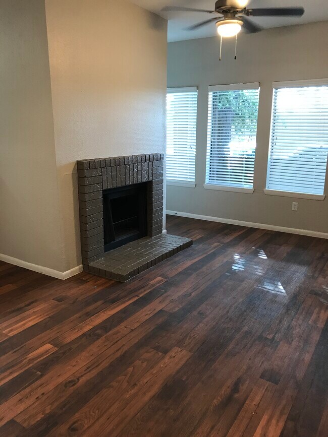 Foto del edificio - 5309 Spinnaker Way