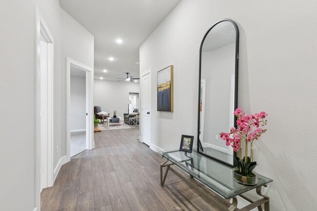 Foto del edificio - 512 Frazier St