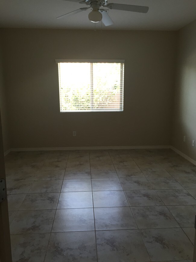 Building Photo - 13526 N Atalaya Way