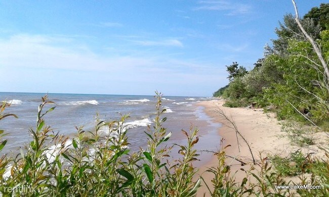 Foto del edificio - 7126 Ridgeway St