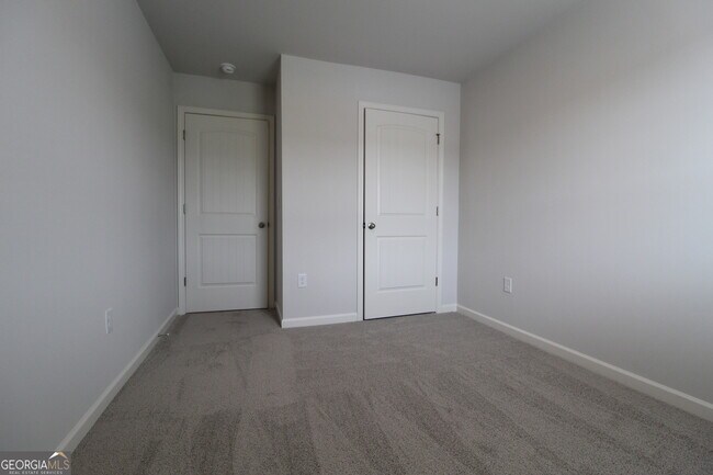 Foto del edificio - 1005 N 2nd Ave NW