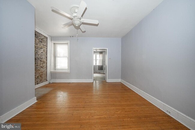 Building Photo - 3929 Terrace St