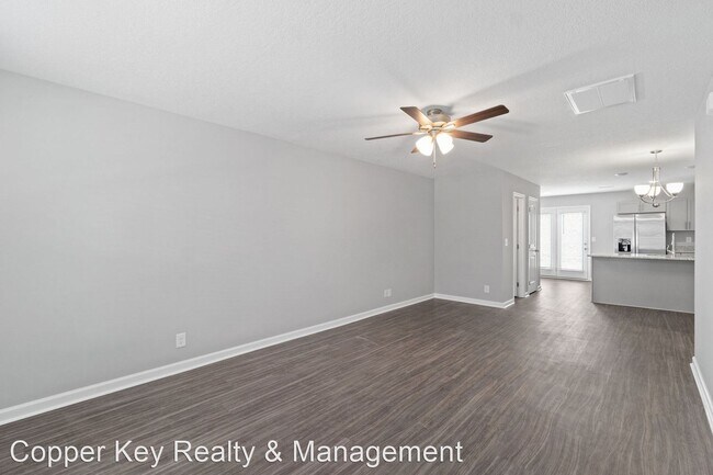 Building Photo - 2 br, 2.5 bath House - 214 Woodland Valley...
