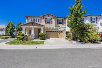 Building Photo - 2721 Moet Ln