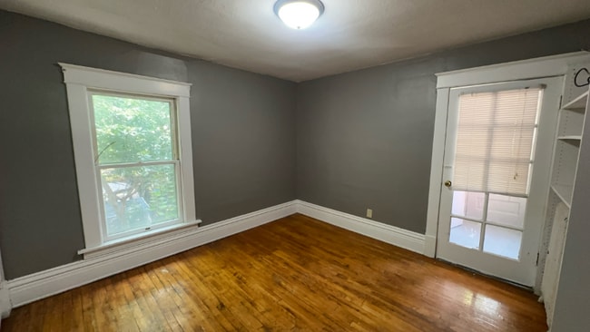 Building Photo - 314 Locust St